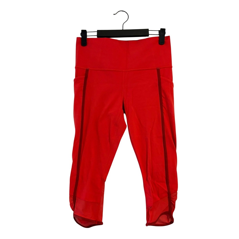 Athleta Salutation Stash Pocket II Capri Red Mesh Leggings MP PETITE